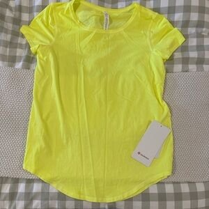 lululemon athletica Neon Yellow Short Sleeve Tee